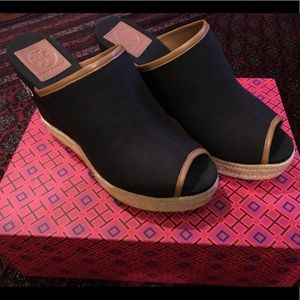 Black Tory Burch wedges