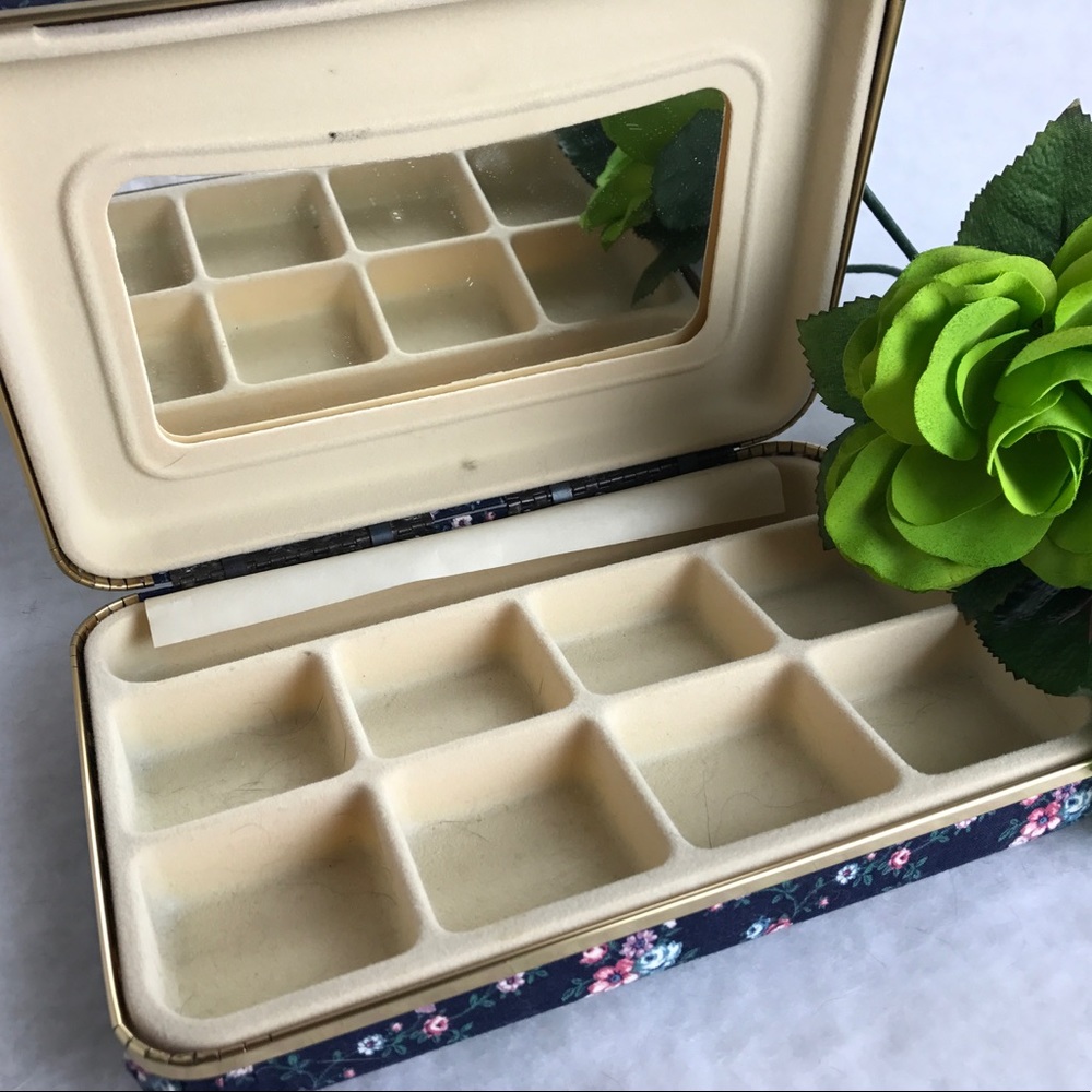 🎈SOLD🎈blue & soft pink jewelry box gold edge - Picture 1 of 4