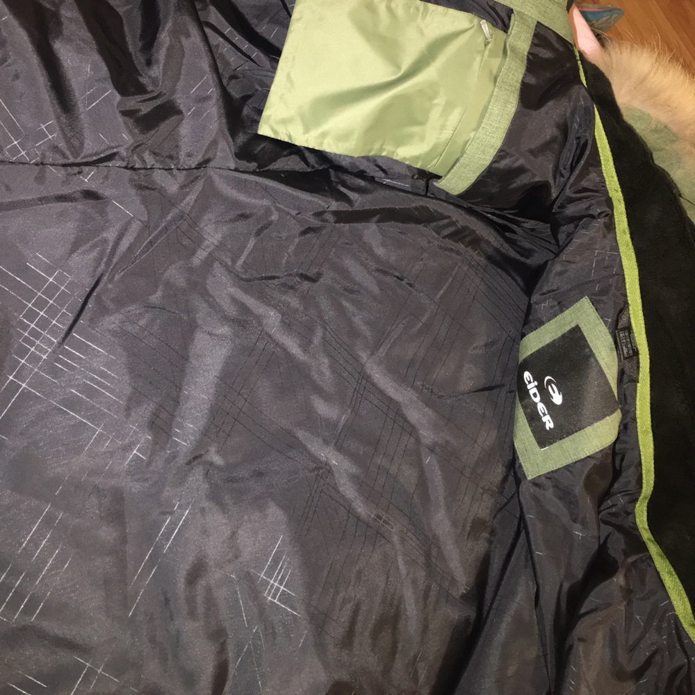 Coat - Picture 3 of 7