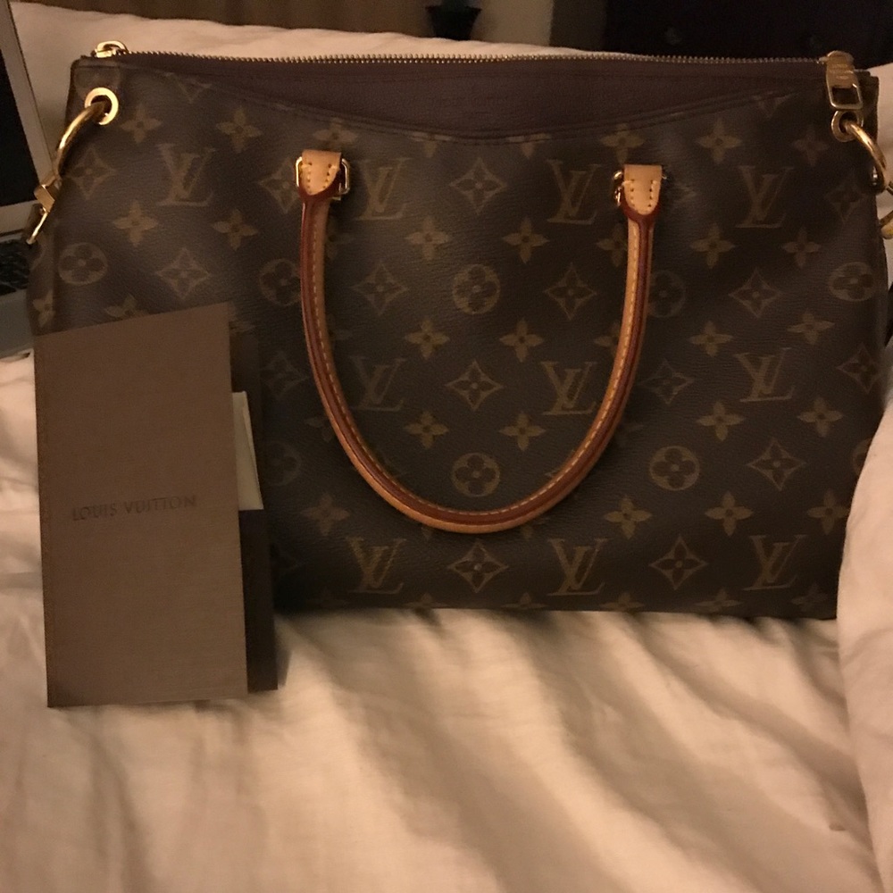Louis Vuitton Pallas MM purple