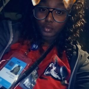 Meet your Posher, Janequia