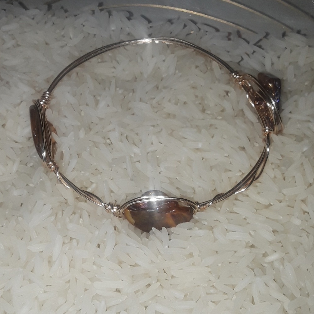 NWT Beautiful seashells Bangle
