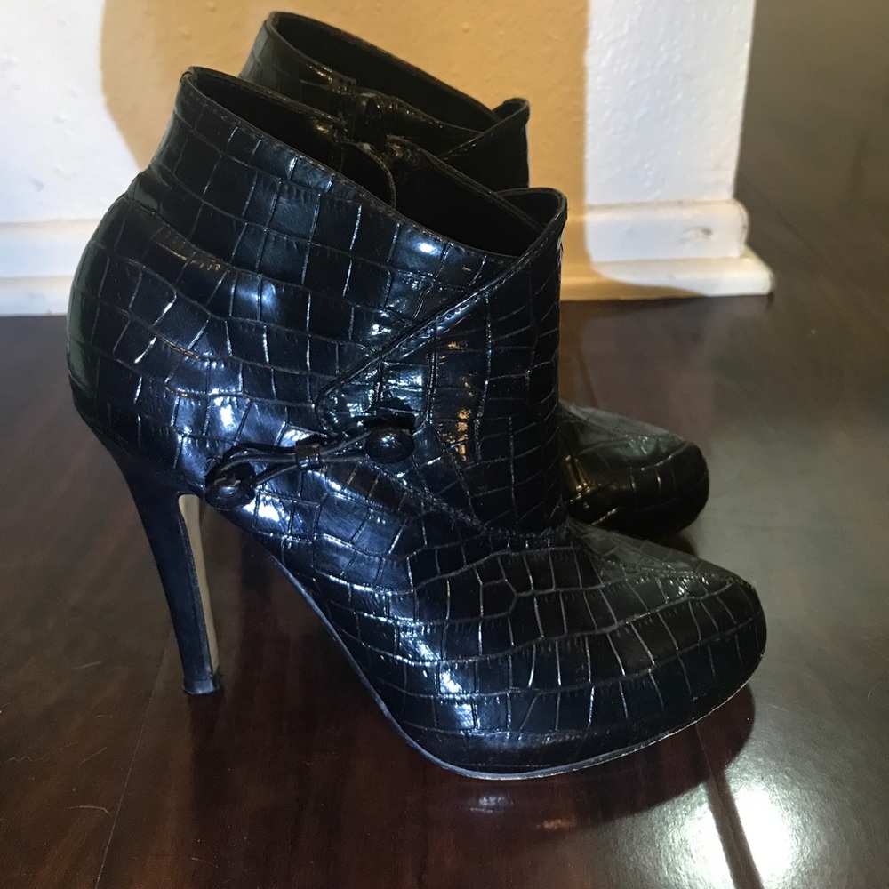Black ankle booties by FOREVER 21