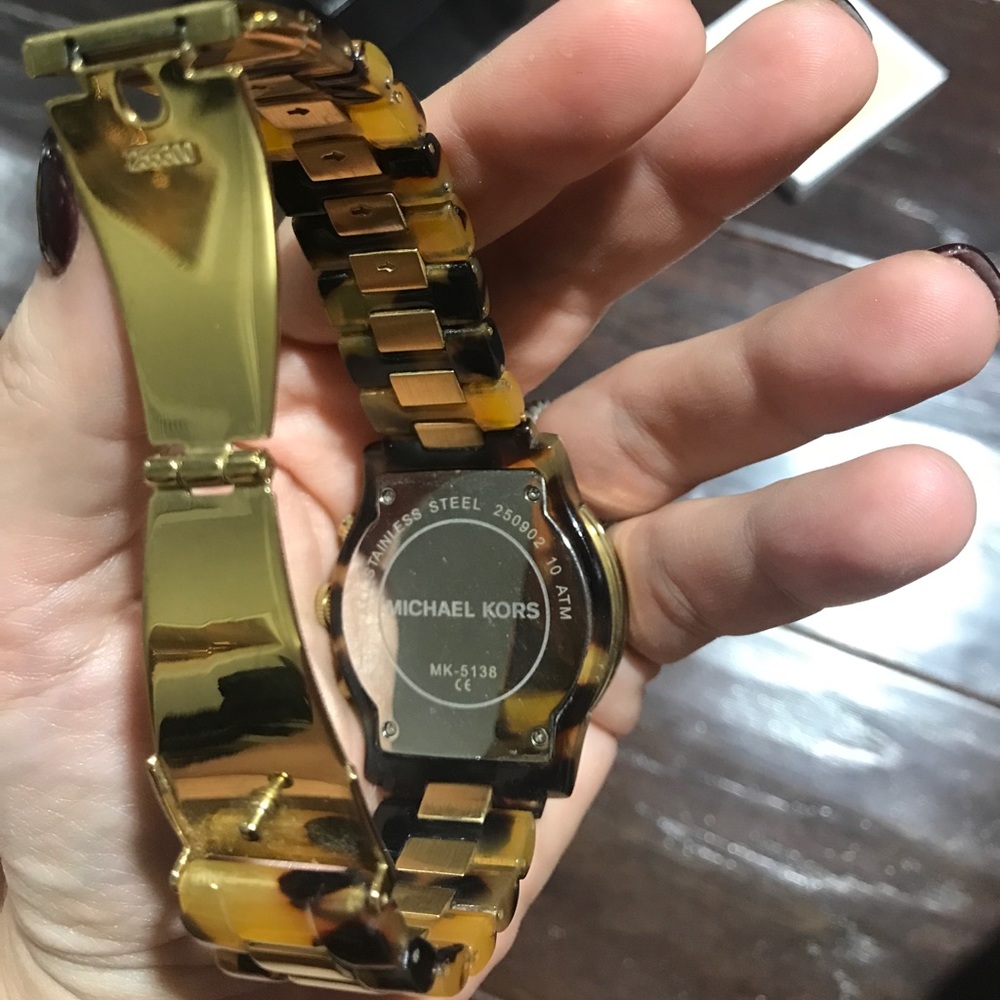 Michael Kors Tortoise Shell Watch - Picture 6 of 6