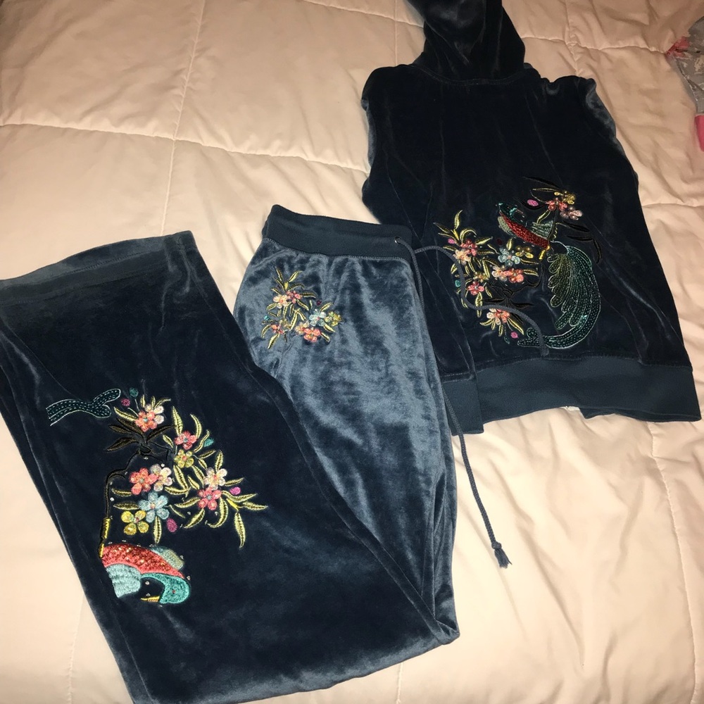 BCBG velvet track suit