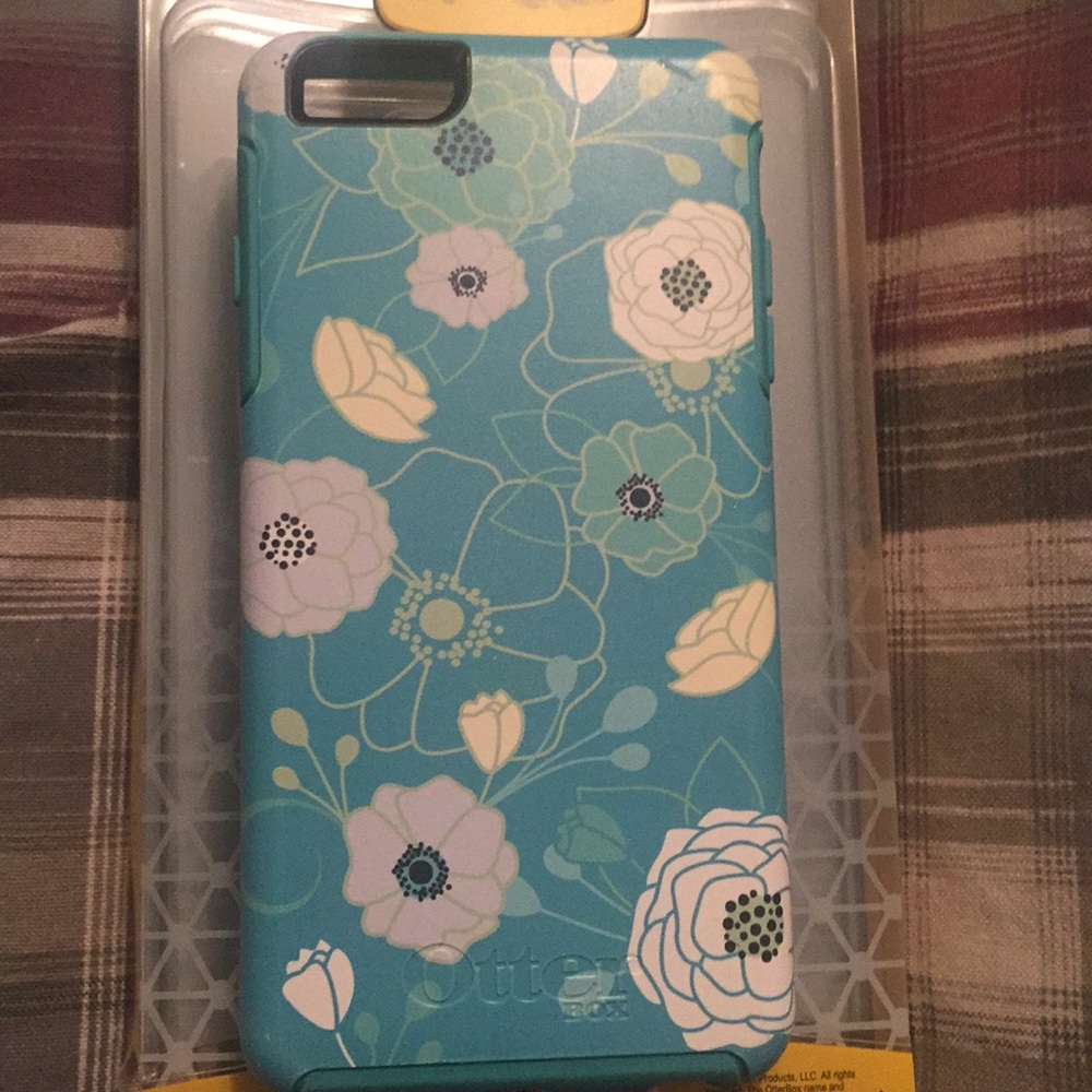 iPhone 6/6s plus otter box symmetry case
