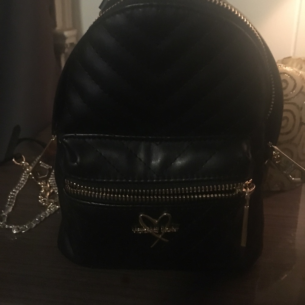Women's Victoria secret bag