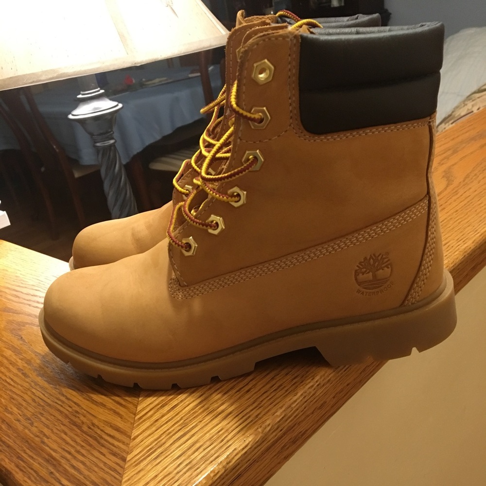 Women's size 8 Timberland boots