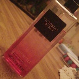 Bombshell body spray and lotion