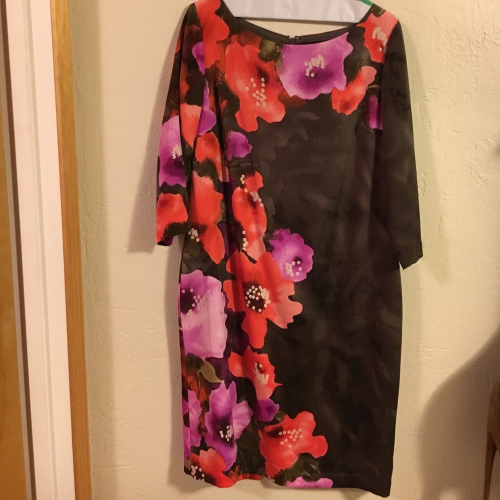 St. John Floral Print Dress Size 10