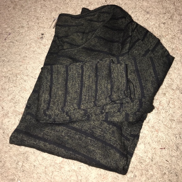 Knitted Striped Long Sleeve - Picture 1 of 4