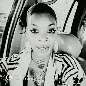 Meet your Posher, April