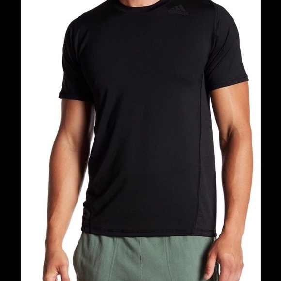 Adidas UTility Tech Short Sleeve Tee. - Picture 4 of 5