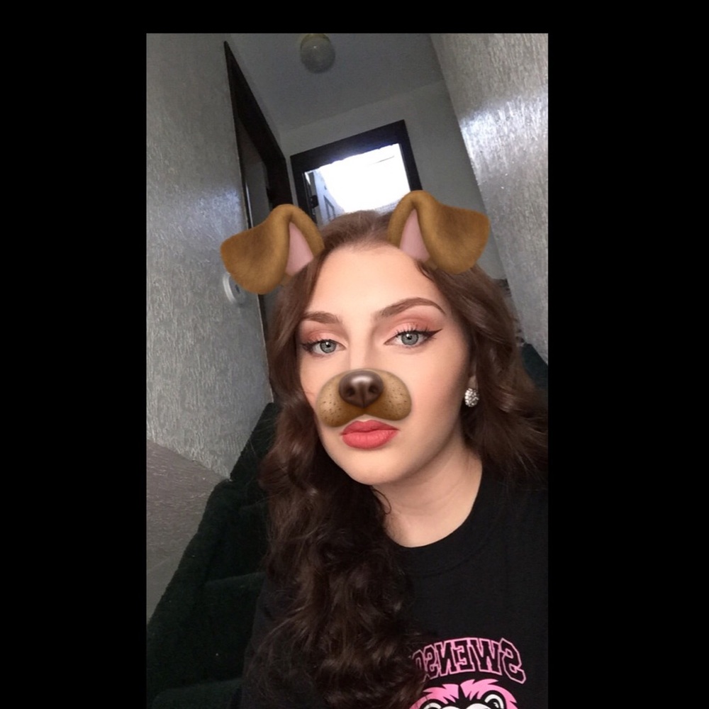 Meet your Posher, Krystal