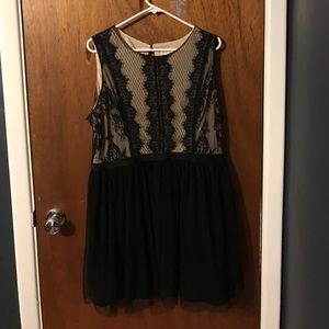 Lace/tulle holiday dress