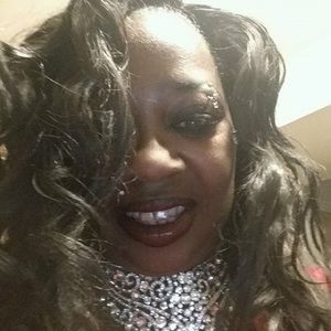 Meet your Posher, Lynette