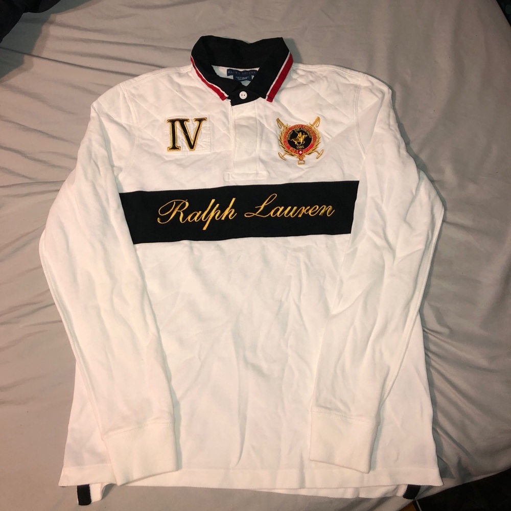 Ralph Lauren IV Holiday Top!