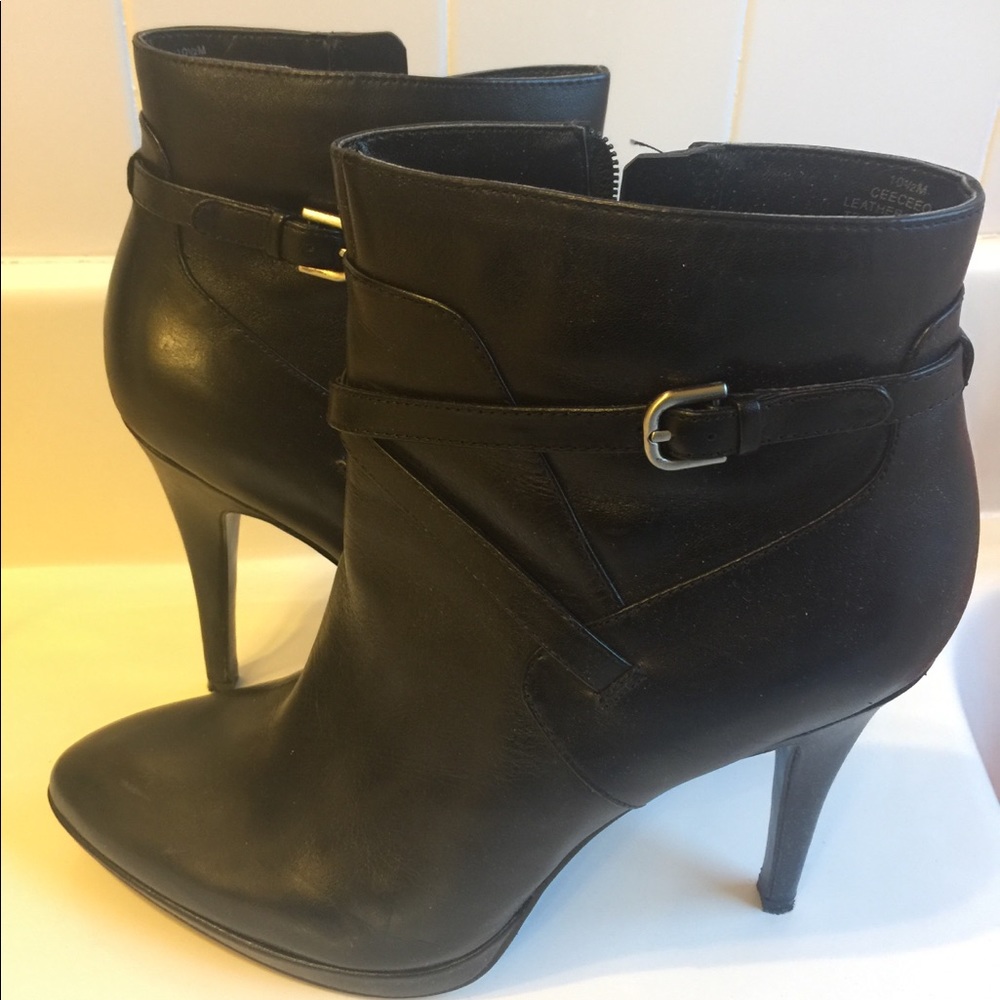 Nine West platform ankle boot