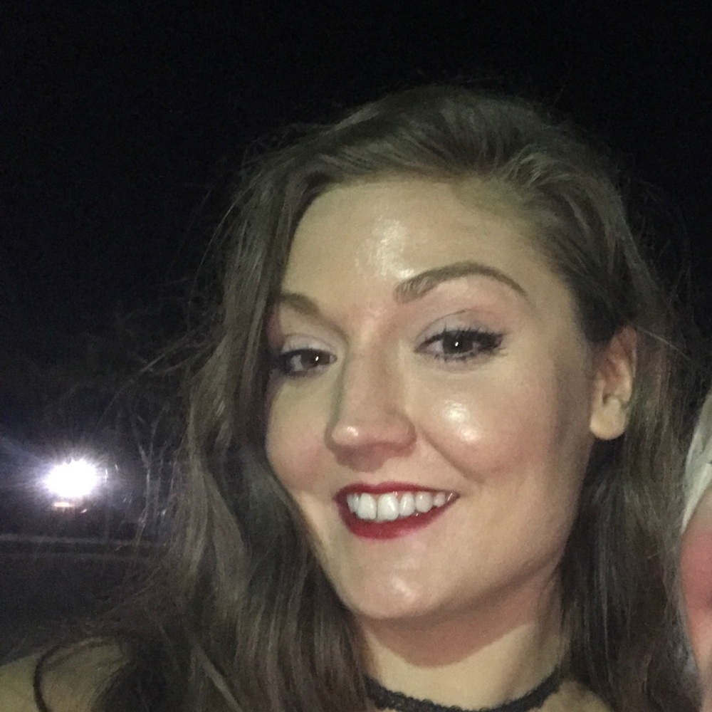 Meet your Posher, Carly