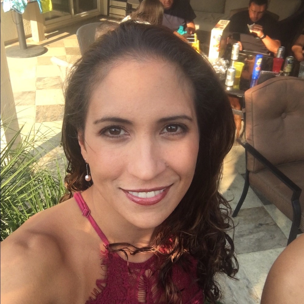 Meet your Posher, Genevieve