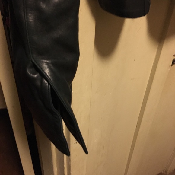 ๐ซHP!๐ฅณ๐ฅฐ๐ซVintage Leather Aztec Laser Cut Jacket - Picture 3 of 14