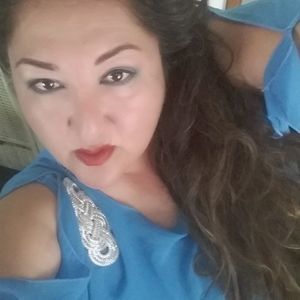 Meet your Posher, Mandy miranda