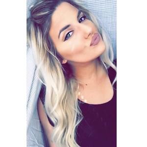 Meet your Posher, Danielle
