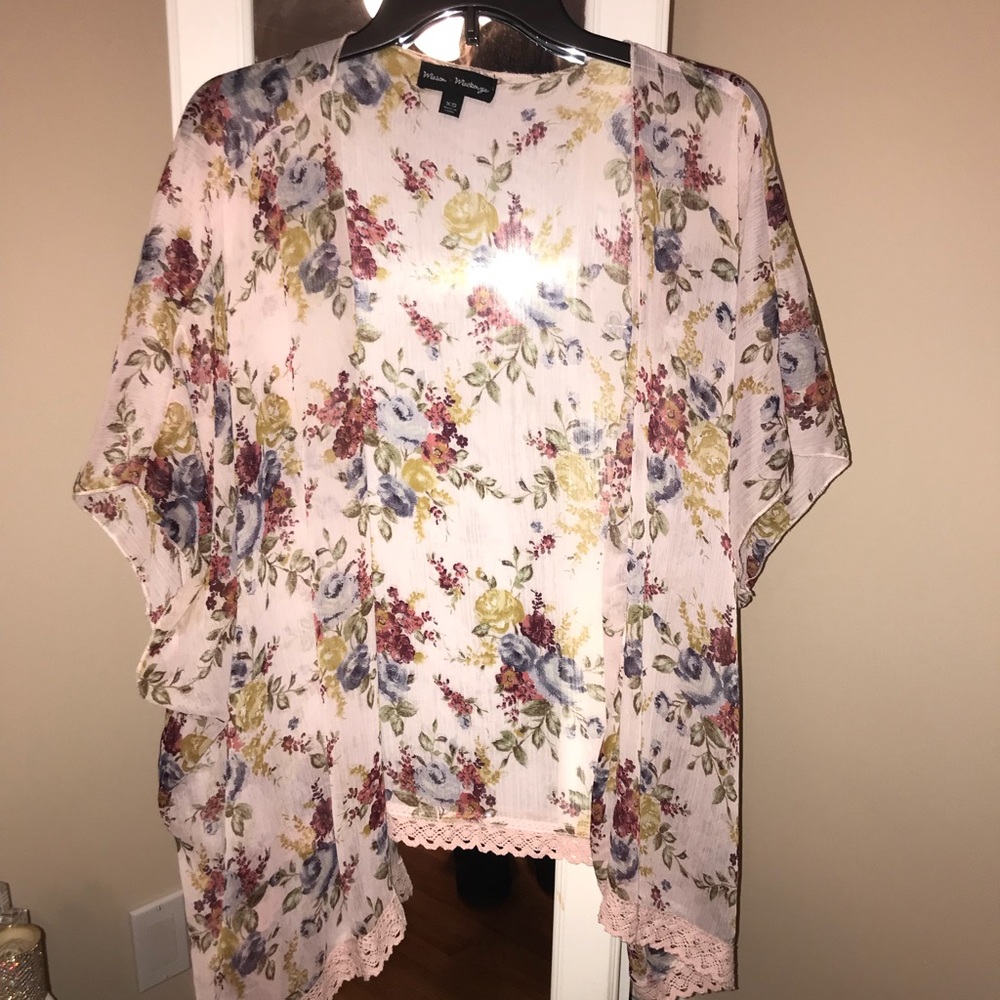 Floral kimono