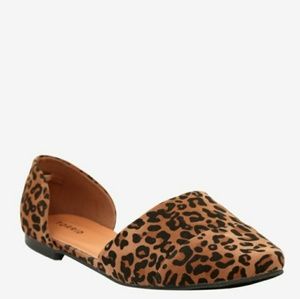 NEW Torrid Sz 8 Wide Leopard Flats