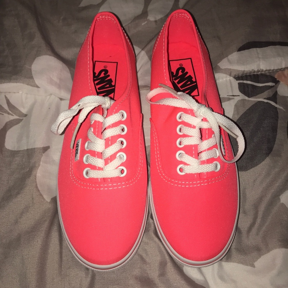 Vans Neon Coral Authentic Lo Pro