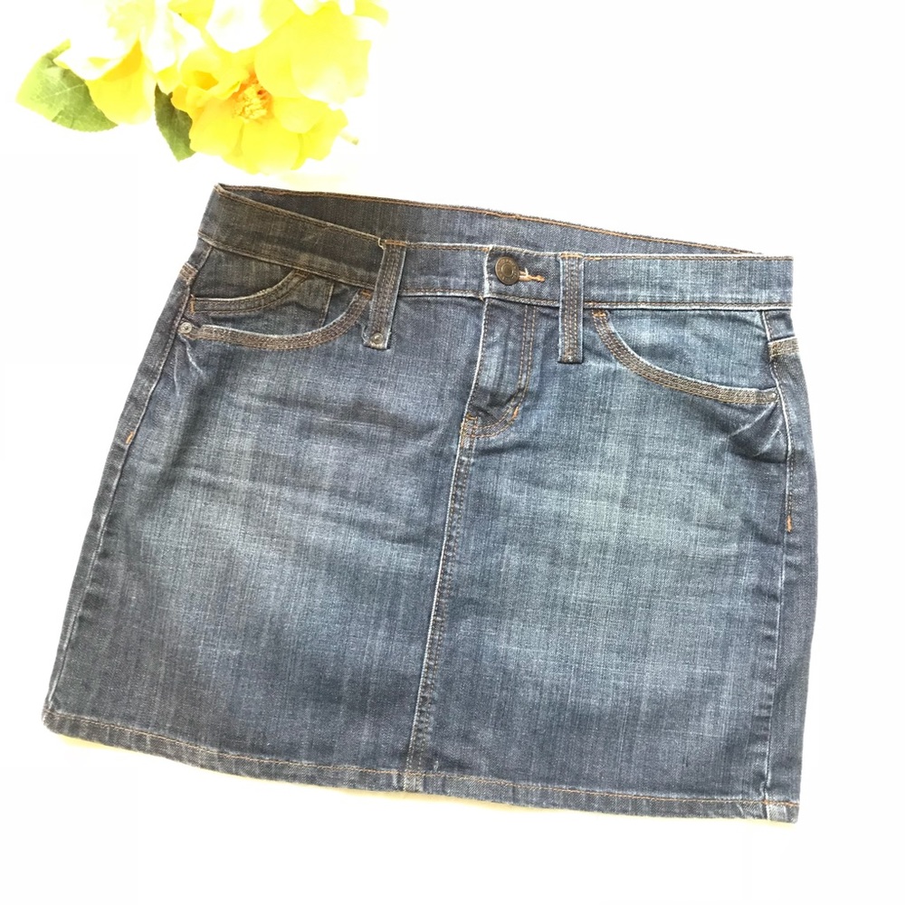 Denim Gap mini skirt