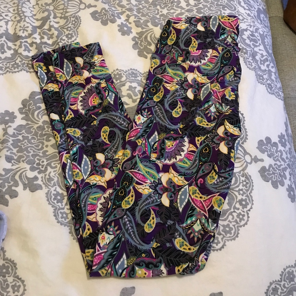 LuLaRoe one size leggings