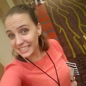 Meet your Posher, Jenna