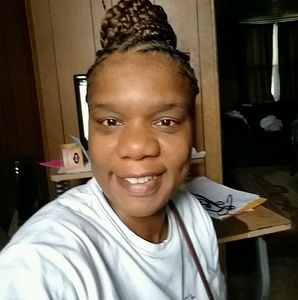 Meet your Posher, Desiree