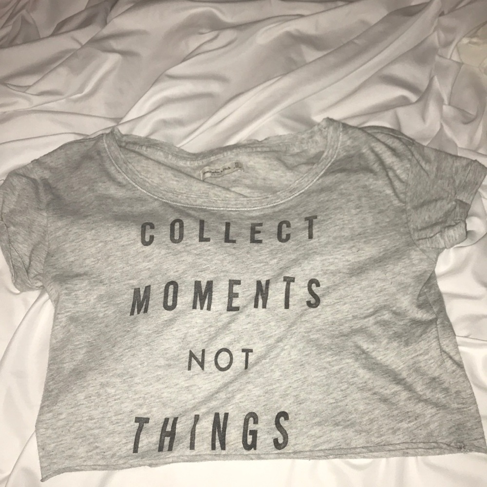 Abercrombie cropped T-shirt