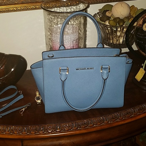 Michael Kors Selma Satchel - Picture 1 of 8