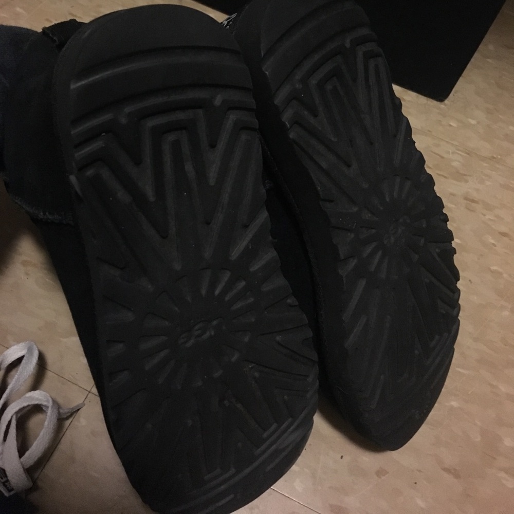Black Uggs - image 4