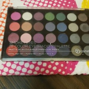 BH Cosmetics Smokey Eyes