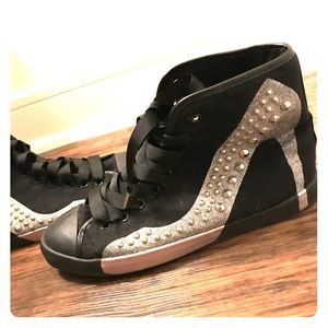 Be&D Bejeweled Heels Lace Up Sneakers - Black 8.5