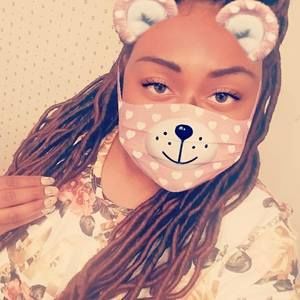 Meet your Posher, Lashay