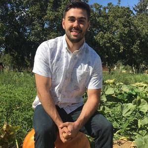 Meet your Posher, Alex