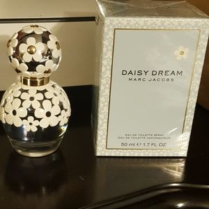 MARC JACOBS Daisy Dream
