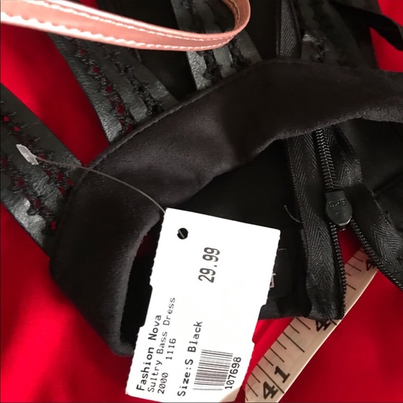 Fashion Nova Dress New - Picture 4 of 4