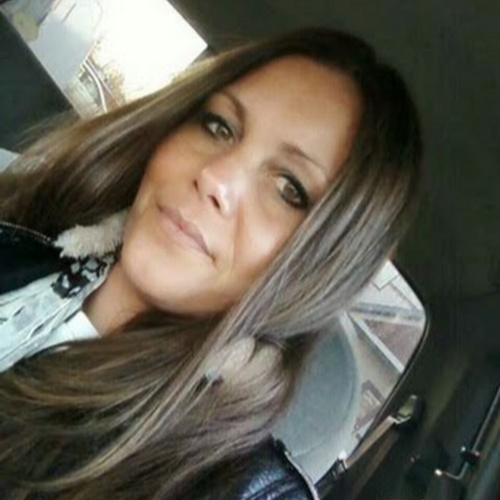 Meet your Posher, Carrie