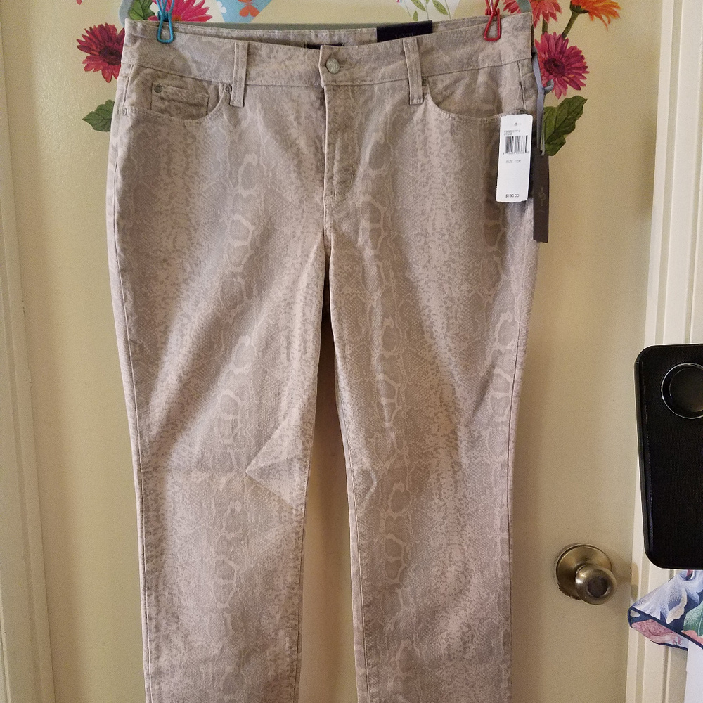 NYDJ Skinny Jeans Stone Snake Print 10P BNWT $130