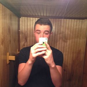 Meet your Posher, Johnny