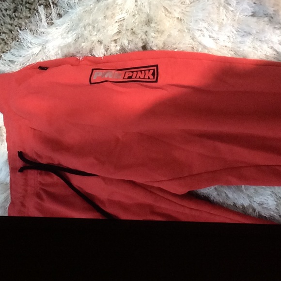 Love pink joggers - Picture 1 of 2