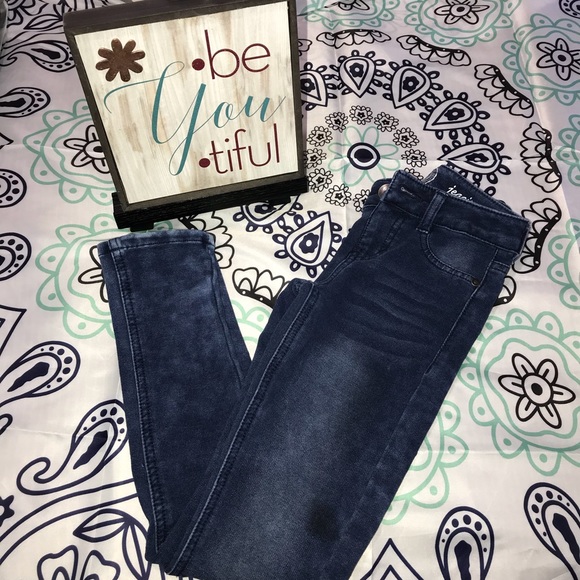 Girls Authentic American Heritage*2/$10* - Picture 1 of 4