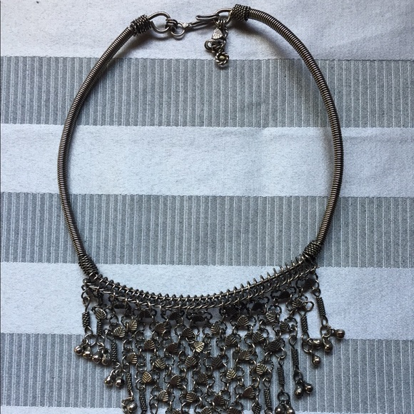 Metal beaded necklace - Picture 2 of 2
