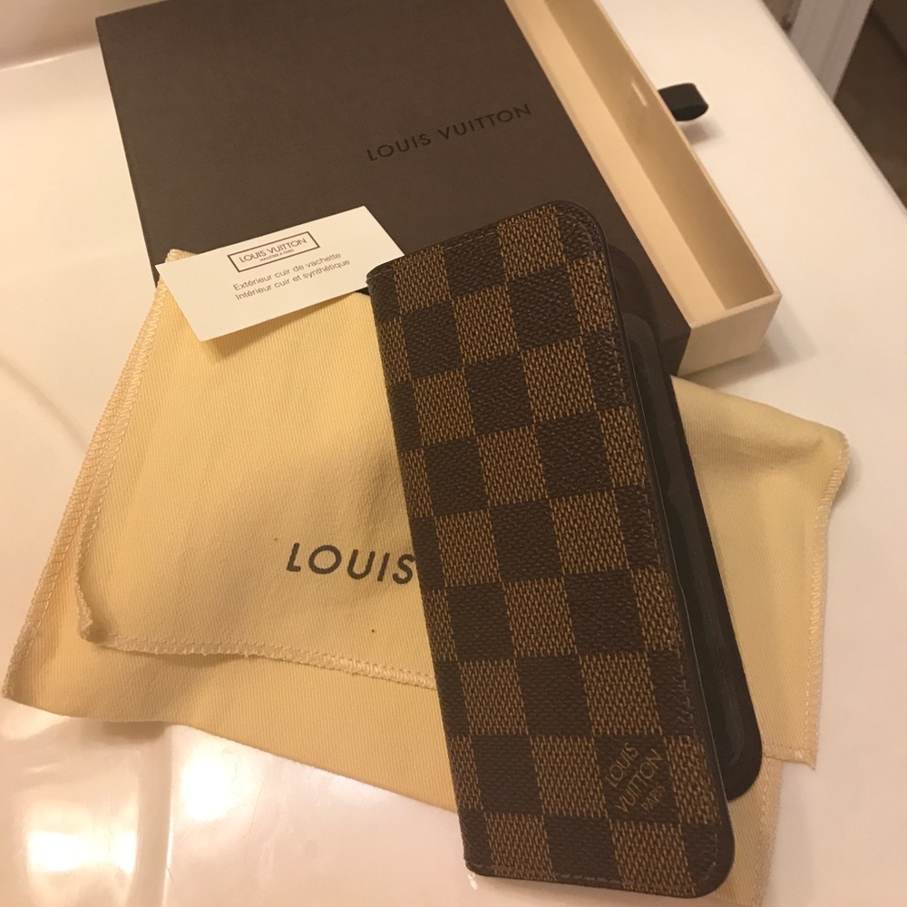 iPhone 7 Damier ebene price drop 💢
